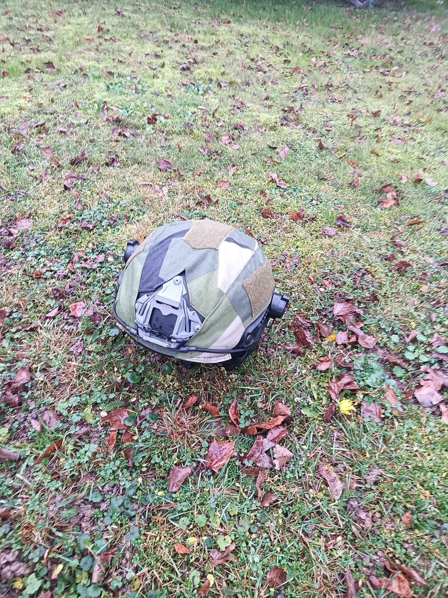 Black Raven - Easy Helmet cover